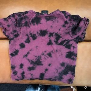 Empyre cropped shirt.